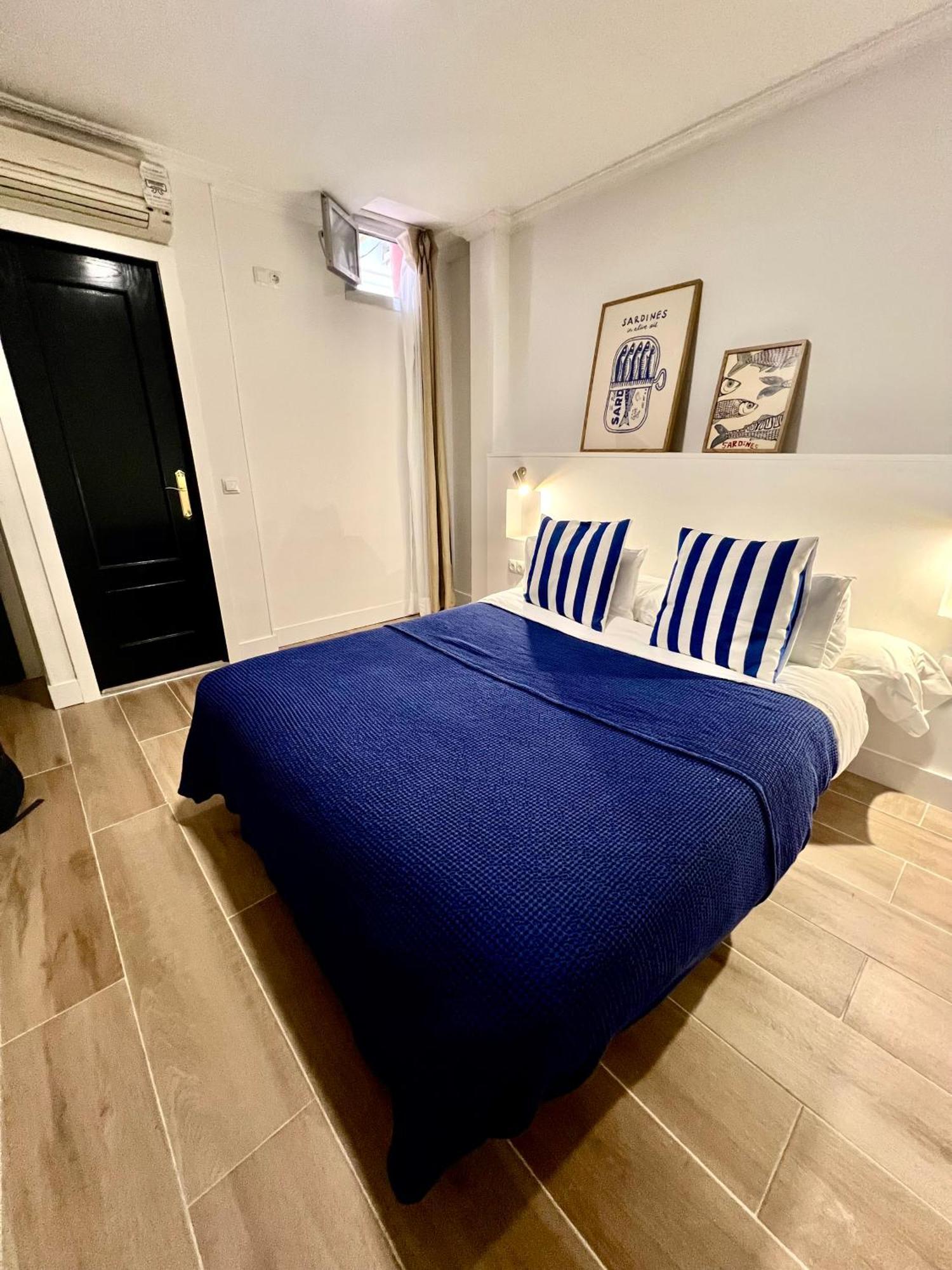 Albergue Miguel Angel Madrid Exterior foto